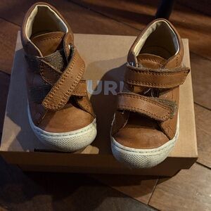 Naturino Brown Kids Shoes with Velcro Straps 6c